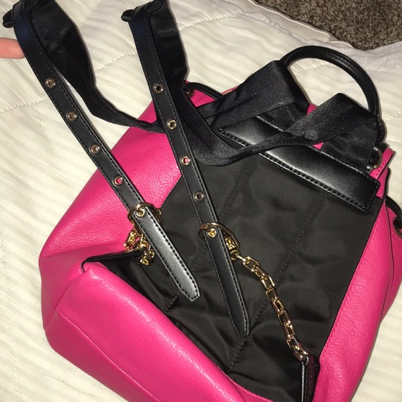 michael kors mini backpack - Picture 2 of 4